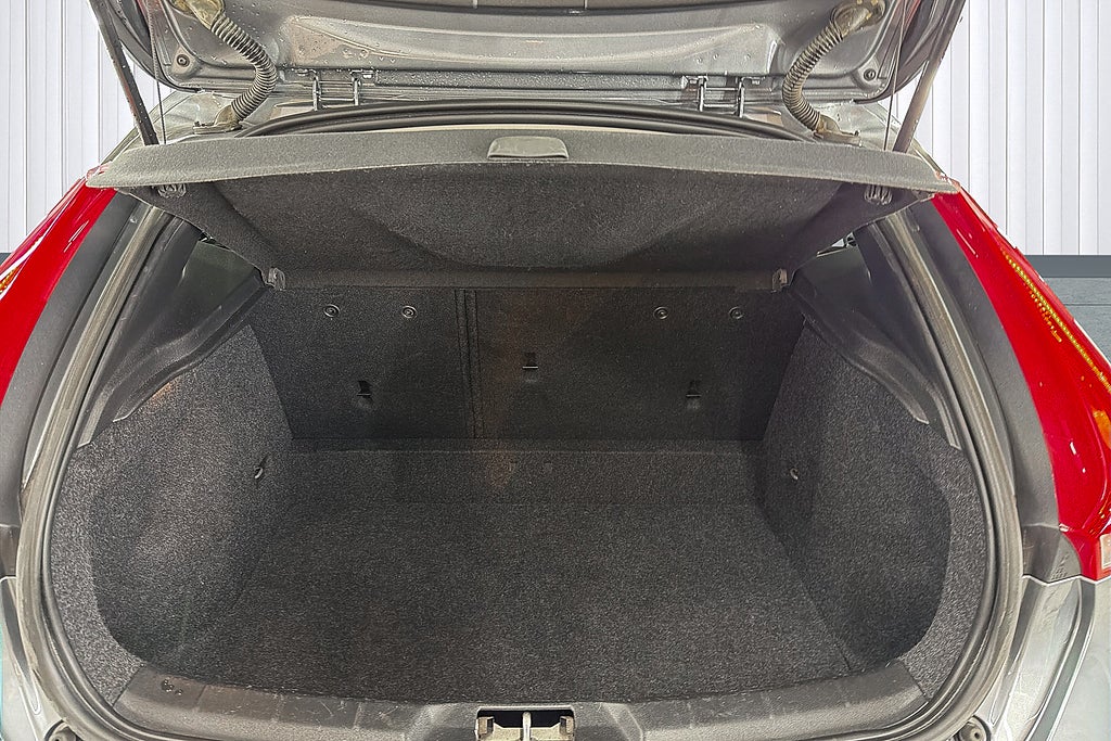 Volvo V40 2018
