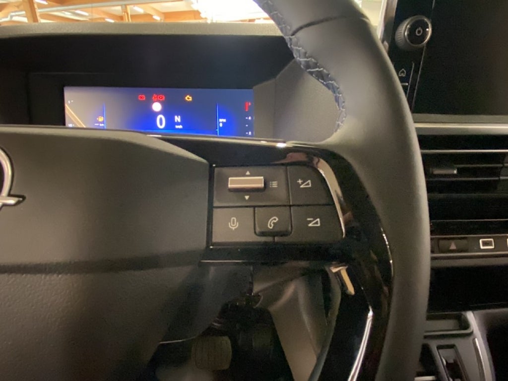 Opel Vivaro L3 2.0 BlueHDi 145 hk Aut Elite Dieselvärmare Drag – bild 19