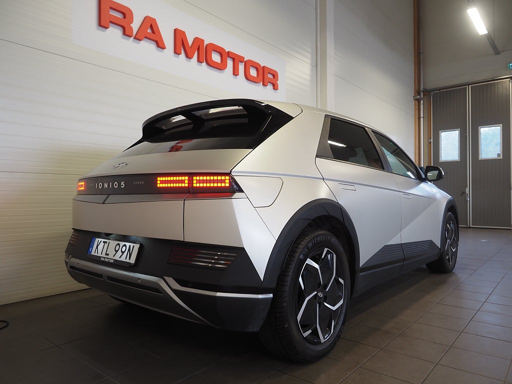 Hyundai IONIQ 5 72.6 kWh Essential | Navigation | Kamera 2022