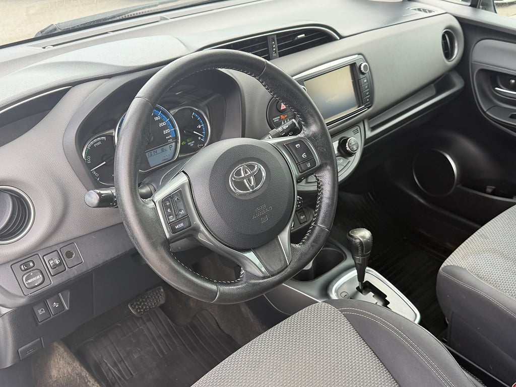 Toyota Yaris Hybrid e-CVT Active Euro 6