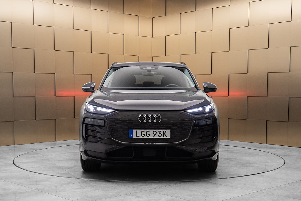 Audi Q6 E-Tron Comfort Tech Plus / Moms / Matrix / 360