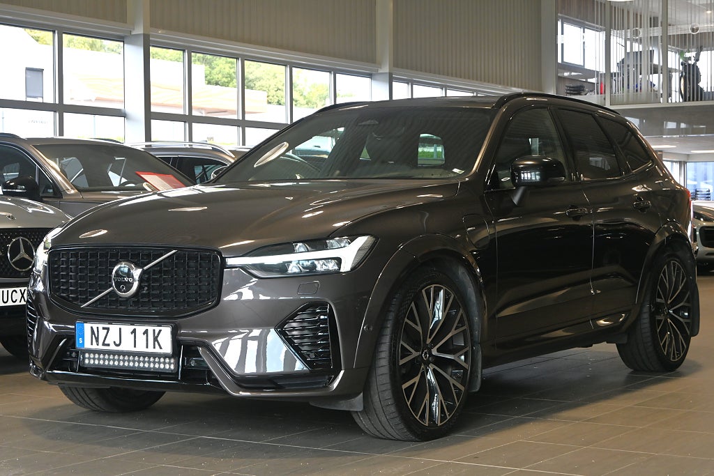Volvo XC60 Recharge T8 AWD R-Design Pro Edition B&O SE SPEC