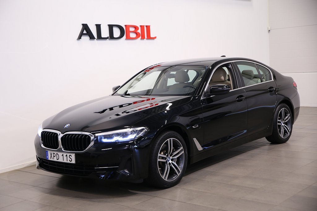 BMW 530e 292hk xDrive iPerformance / Backkamera / Läder / Navi