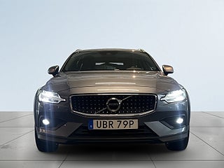 Volvo V60 Cross Country D4 AWD Geartronic Momentum S&V-Hjul/M&D-Värm/Dragkrok bakifrån