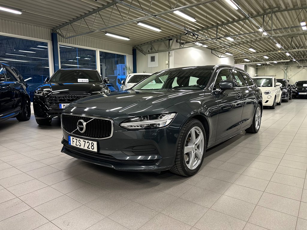 Volvo V90 T4 AUT Momentum Drag/Navi/Backkamera/VOC/VAT/MOMS