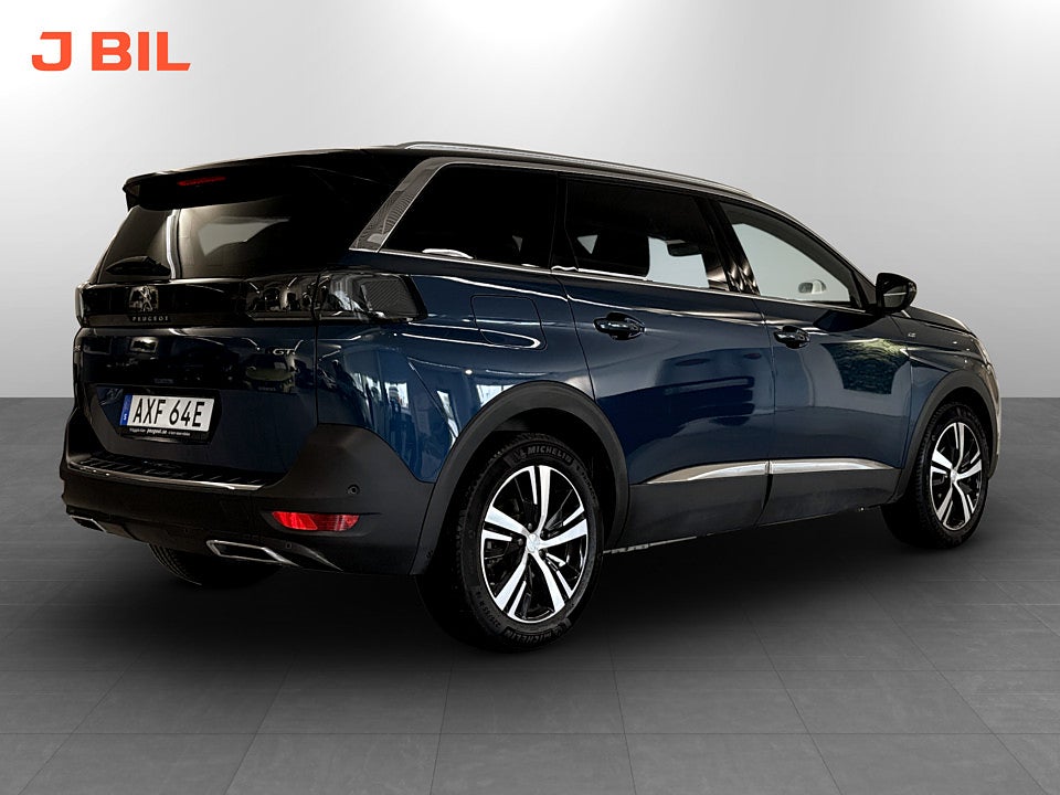 Bild på Peugeot 5008 GT 1.2 PT 130hk Aut 7-SITS B-KAMERA CARPLAY