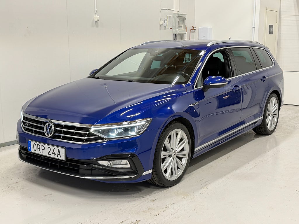 Volkswagen Passat 2.0 TDI 4Motion R-Line D-Värm Dynaudio Drag Skinn B-Kam