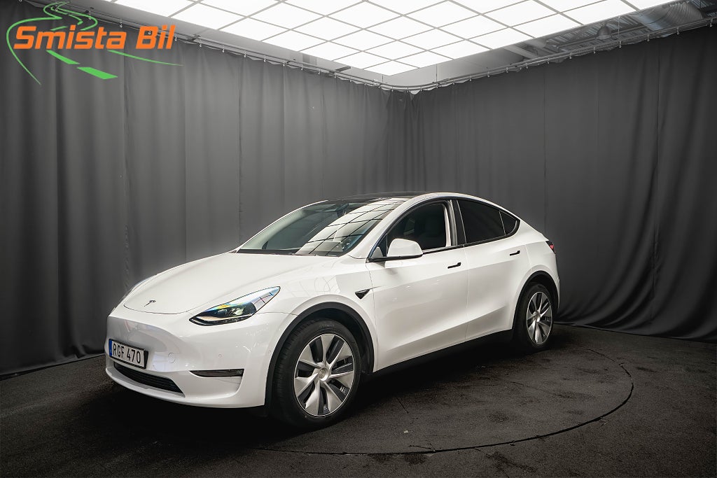 Tesla Model Y Long Range AWD DRAG PANO LÄDER 1-ÄGARE MOMS KAMERA
