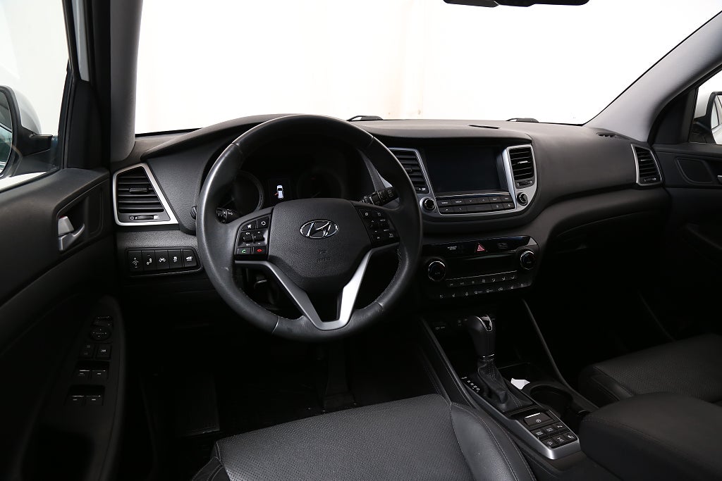 Hyundai Tucson 1,6 T-GDI Premium AWD Aut Pano Skinn 1ägare Motorv Drag 2018