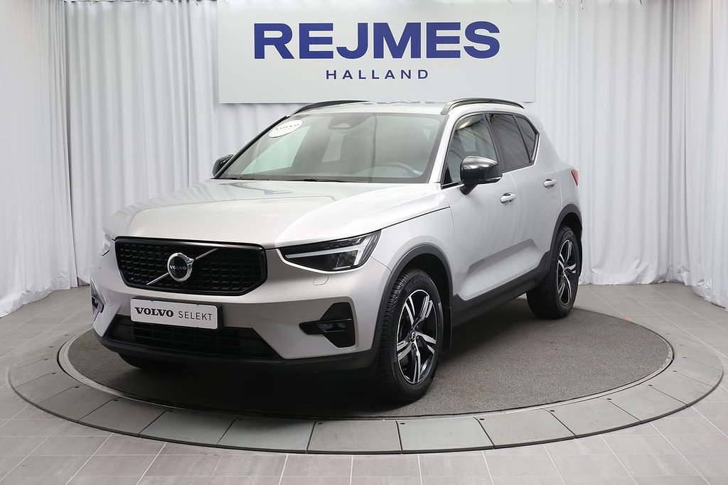 Volvo XC40 B4 FWD Bensin Plus Dark Dragkrok Motorstol Google