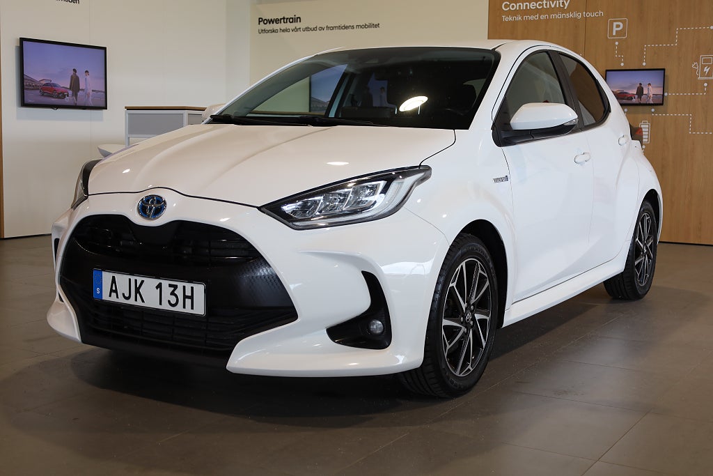 Toyota Yaris 1,5 Hybrid CVT Active Plus Kamera 2021
