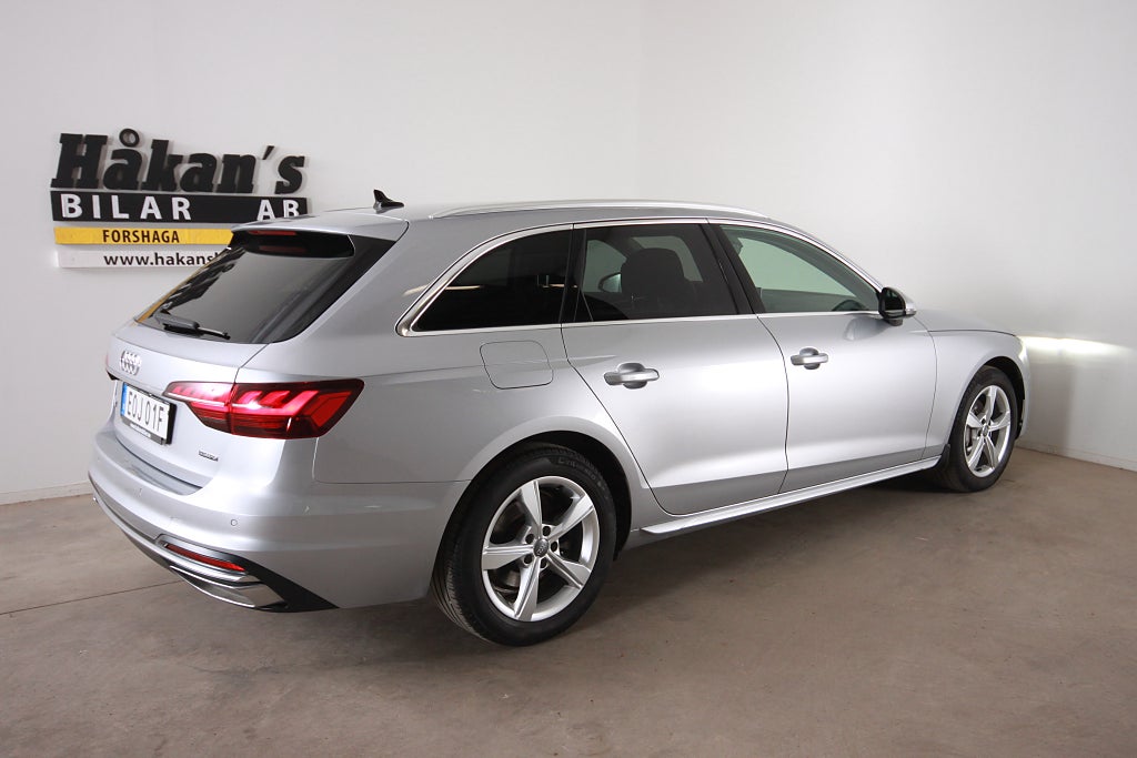 Audi A4 2023 - miniatyr 2