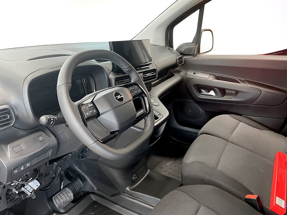 Bild på Opel Combo Elite GS-Line 130hk Aut L2 -EDITION! VÄRMARE & DRAGKROK