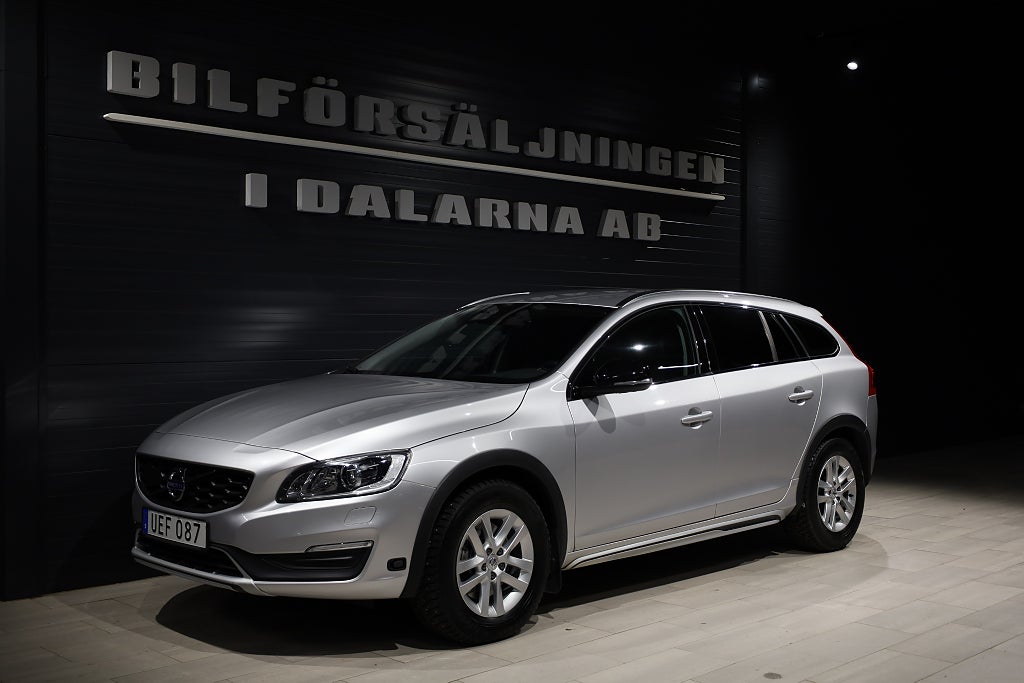 Volvo V60 Cross Country D4 AWD Classic Summum Drag/SoV-hjul