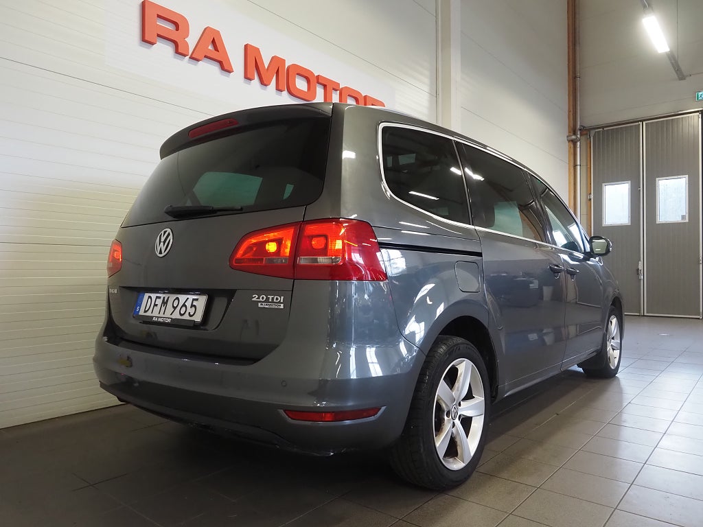 Volkswagen Sharan 7-sits 2.0 TDI 140hk Pano Drag Navi Kamera 2014
