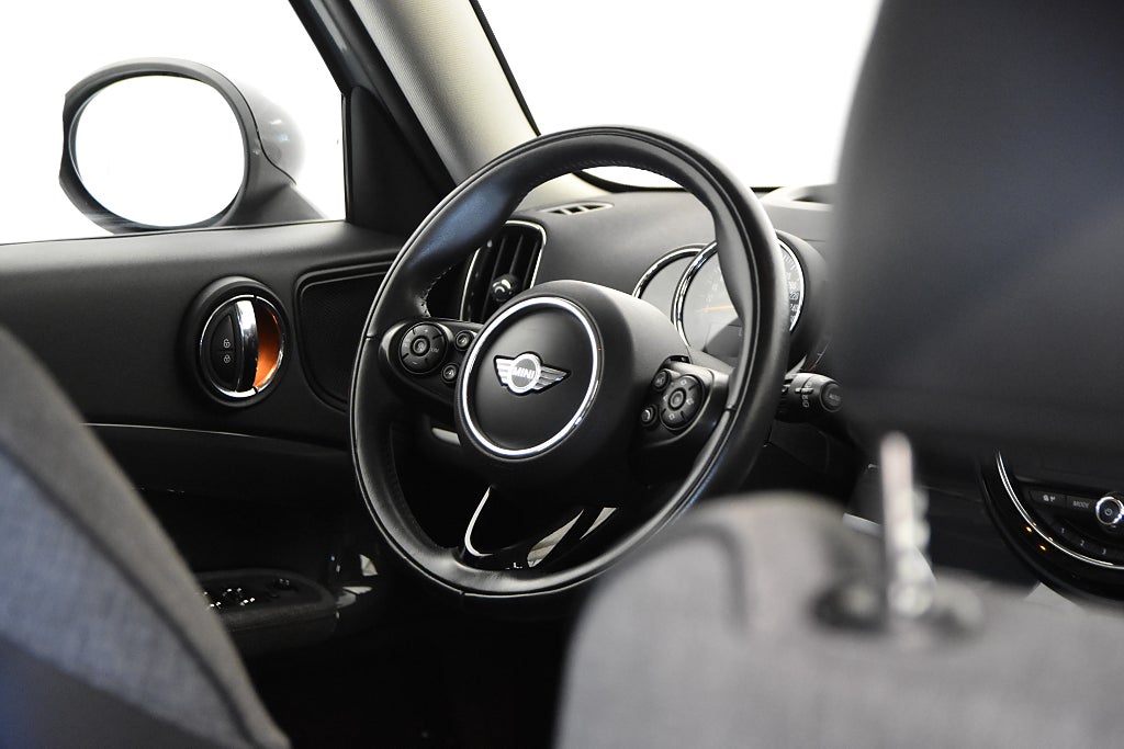 MINI Countryman 2018 - miniatyr 14
