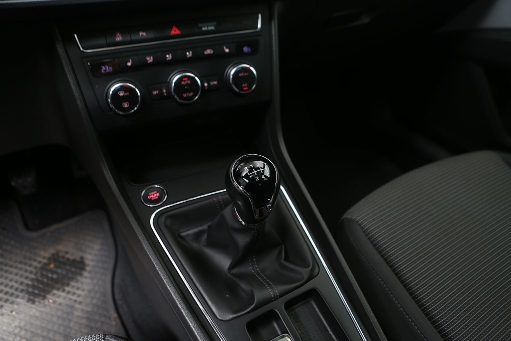 Seat Leon 1,0 TSI 115hk Style 5D Panorama Kamera Cockpit 2020