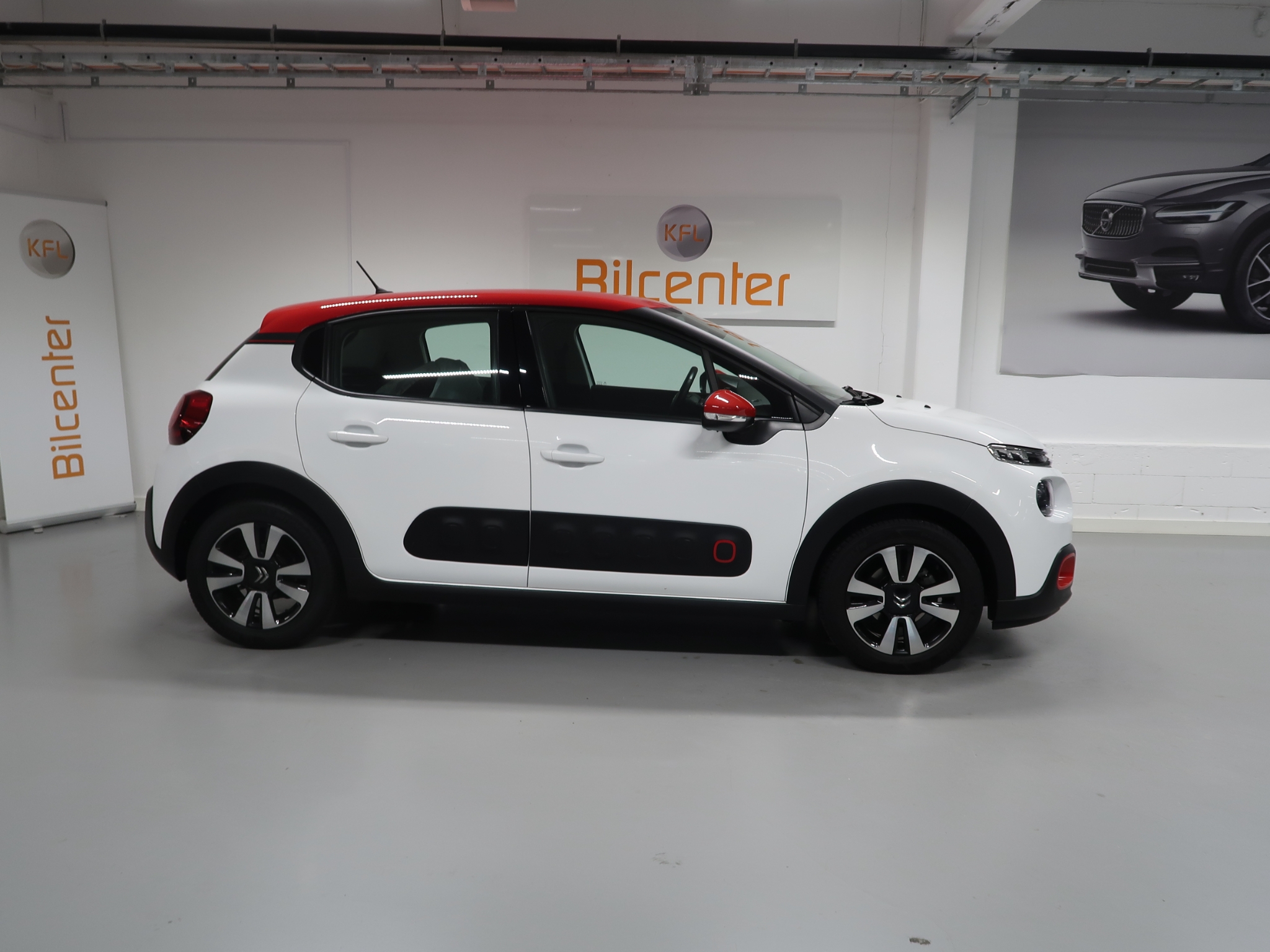 Citroen C3 1.2 PureTech 110 2018, photo 5/10