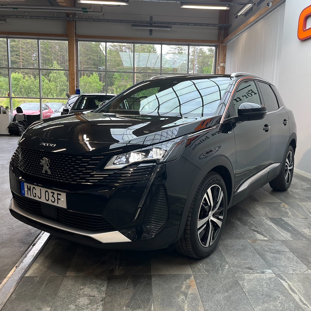 Peugeot 3008 1.2 PureTech 131hk GT Adaptiv Carplay Backkamera MOMS