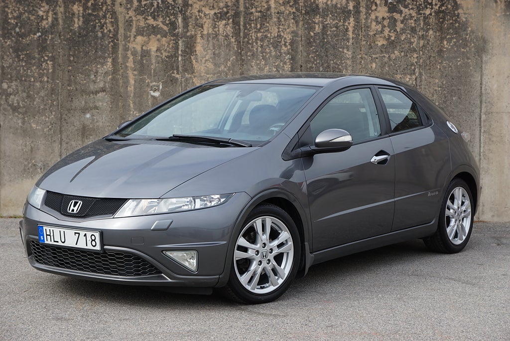 Honda Civic 1.8 i-VTEC Sport 140hk|S+V Hjul|P-Sensorer|12.279Mil|