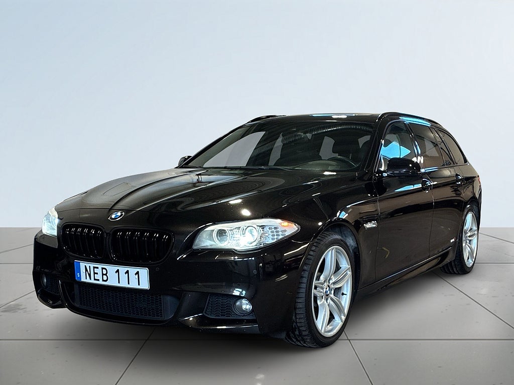 BMW 530D xDrive Touring AUT M Sport Värmare drag kamera S&V-hjul