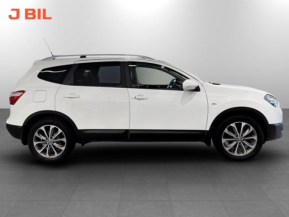 Bild på Nissan Qashqai +2 Tekna 1.6 117hk - PANO,KAMERA,NAV,LÄDERKLÄDSEL