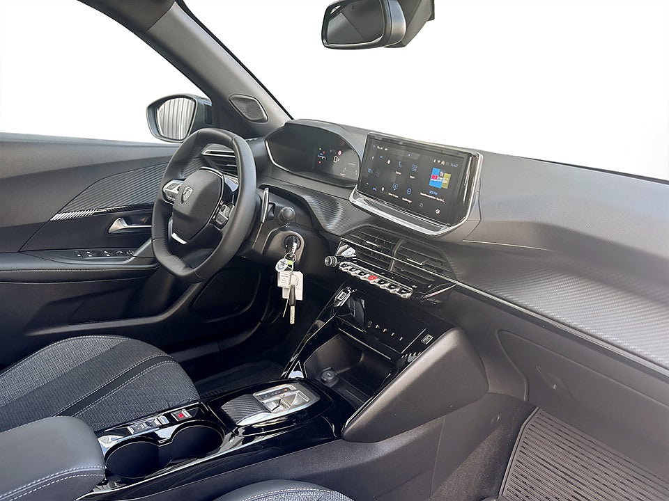 Bild på Peugeot 2008 Allure 1.2 PT 130hk B-KAMERA CARPLAY