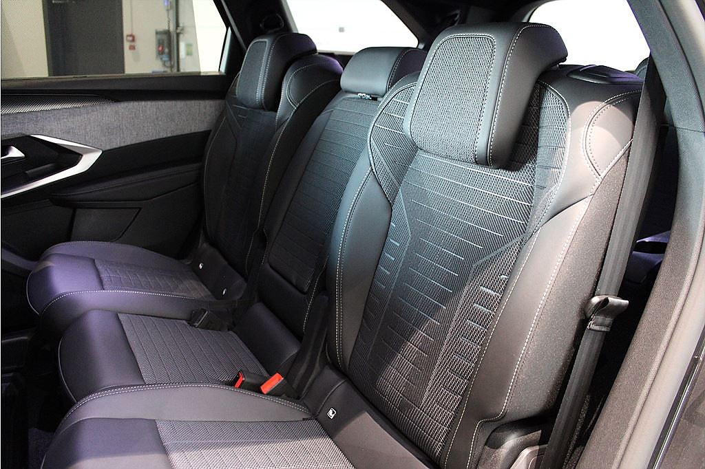 Bild på Peugeot 5008 GT Hybrid - DEMO