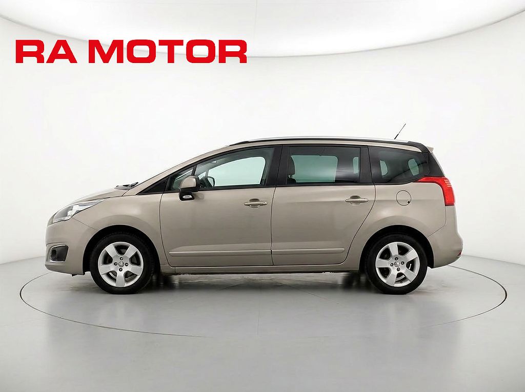 Peugeot 5008 1.2 PureTech 130hk | 7-sits | Farthållare 2015