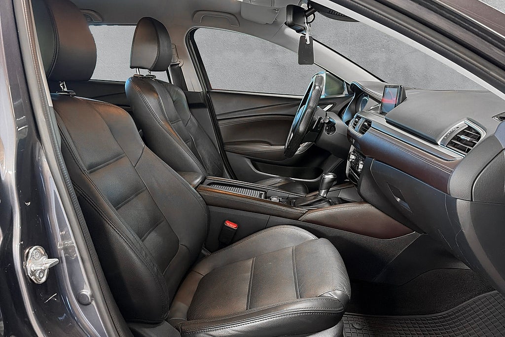 Mazda 6 Wagon 2.2 SKYACTIV-D AWD GJ Facelift Välservad