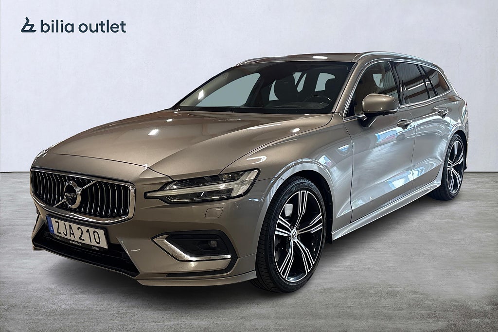 Volvo V60 T6 AWD Inscription Panorama / 360-kam / Head-Up / H/K