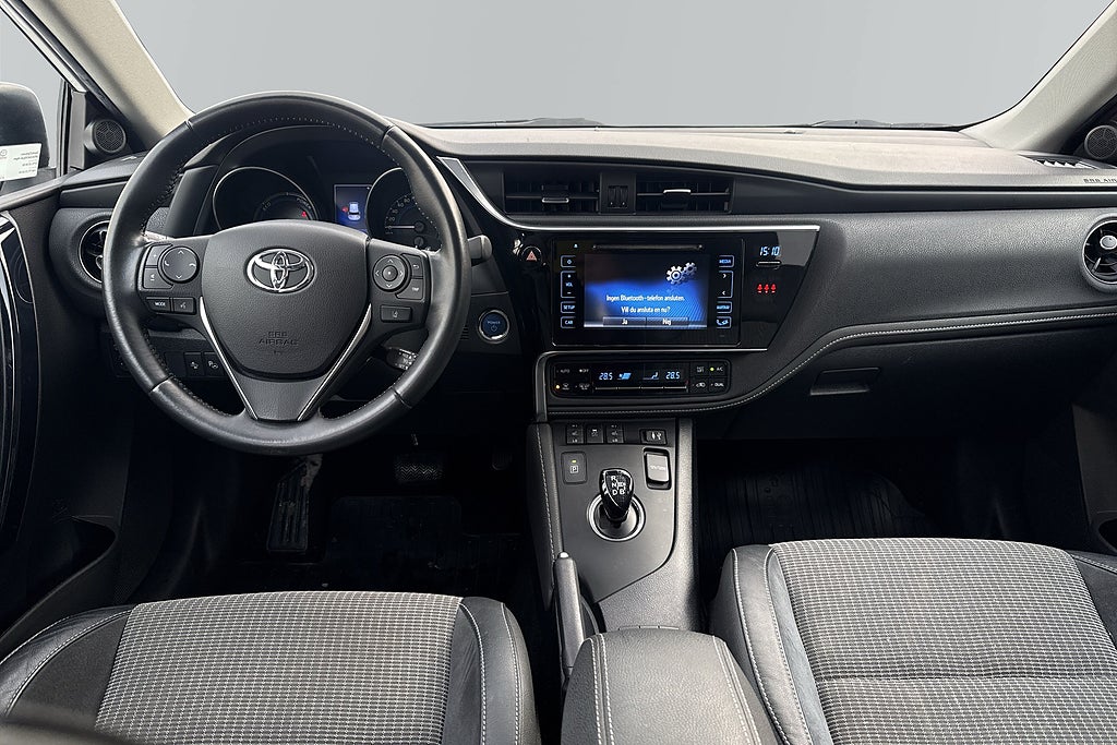 Toyota Auris 2016