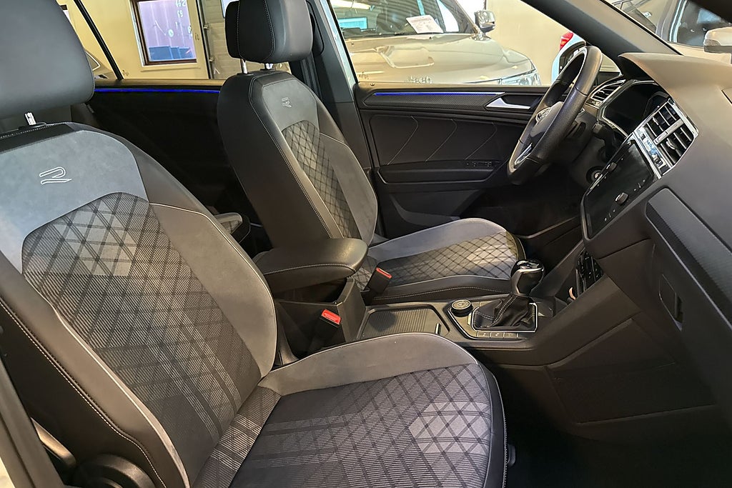 Volkswagen Tiguan Allspace 7-sätes 2.0 TSI OPF 4Motion R-Line Euro 6 miniatyr 16
