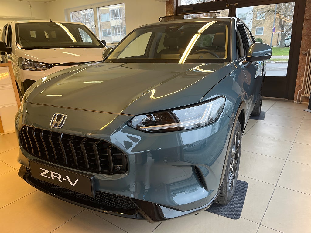 Honda ZR-V e:HEV e-CVT Advance + 5 års trygghetspaket