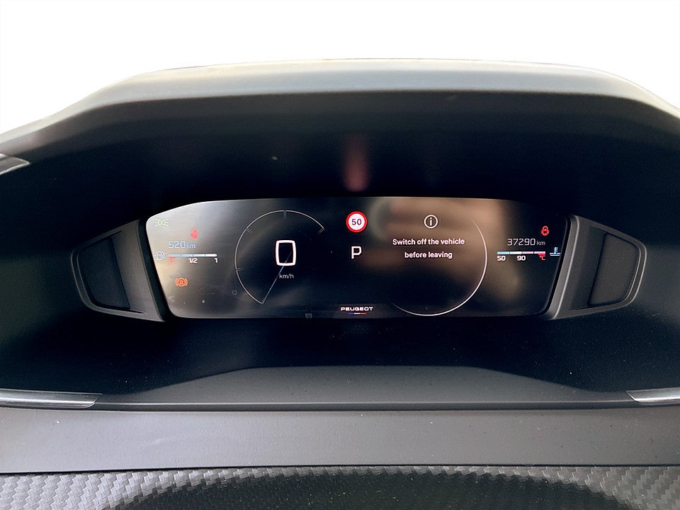Bild på Peugeot 2008 Allure 1.2 PT 130hk B-KAMERA CARPLAY