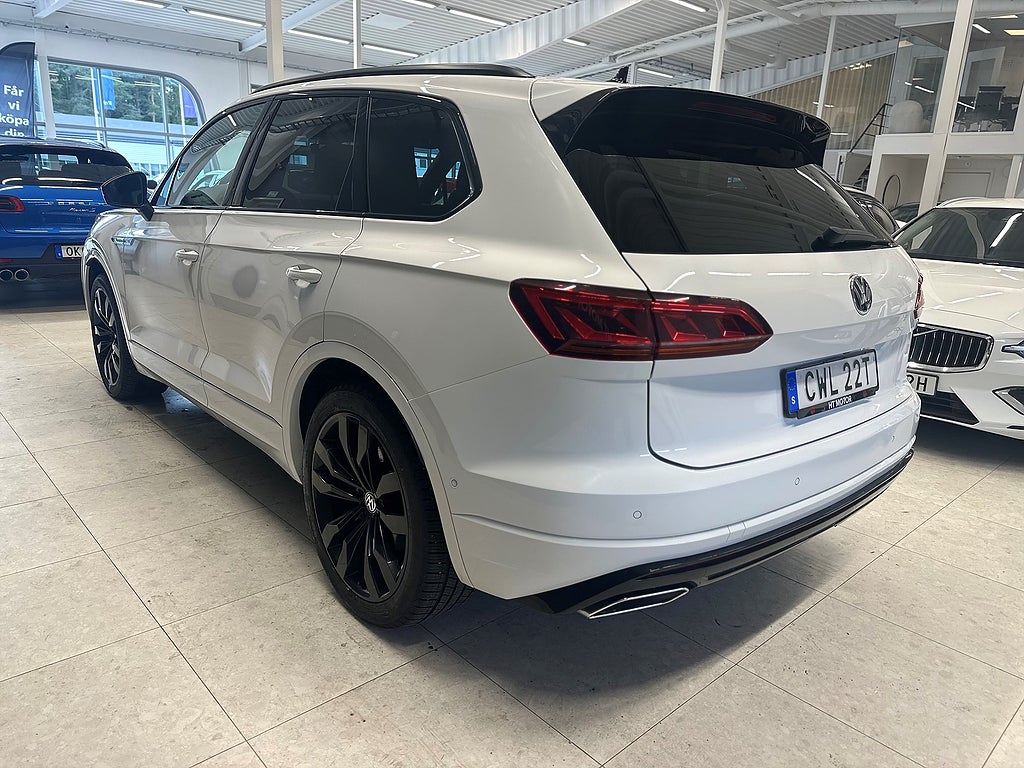 Volkswagen Touareg R-Line 3.0 V6 TDI 4Motion/B-Kamera/Luft/DRAG/NAV/SKINN