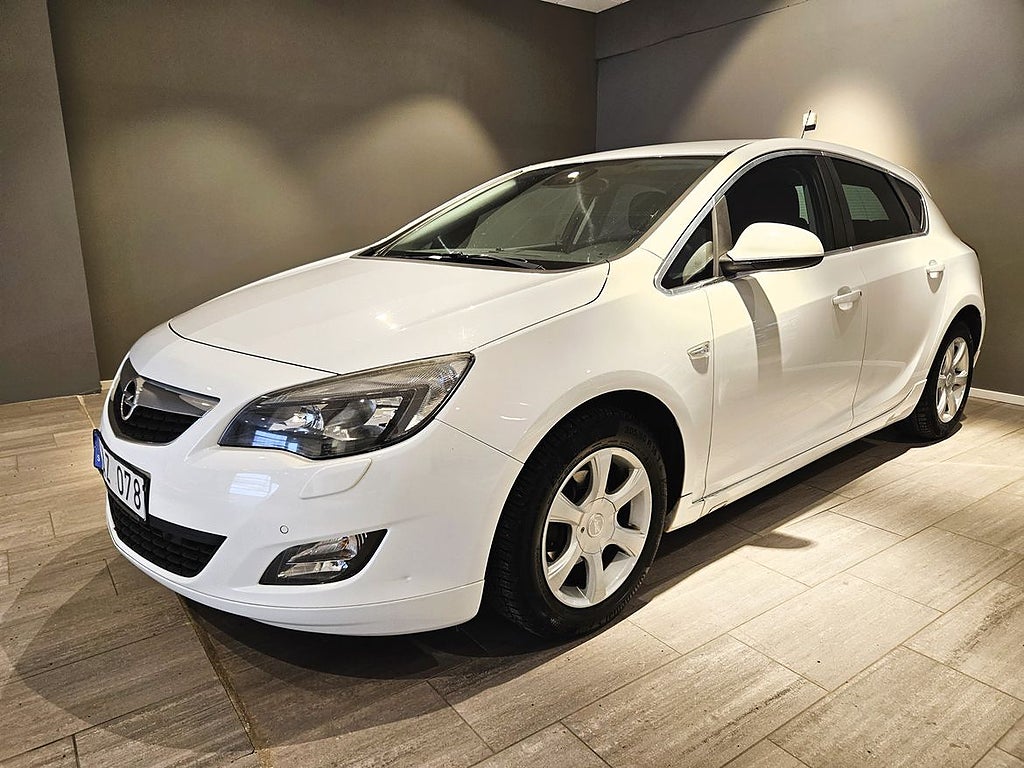 Opel Astra 1.4 Turbo 140hk V-hjul ACC Aux PDC