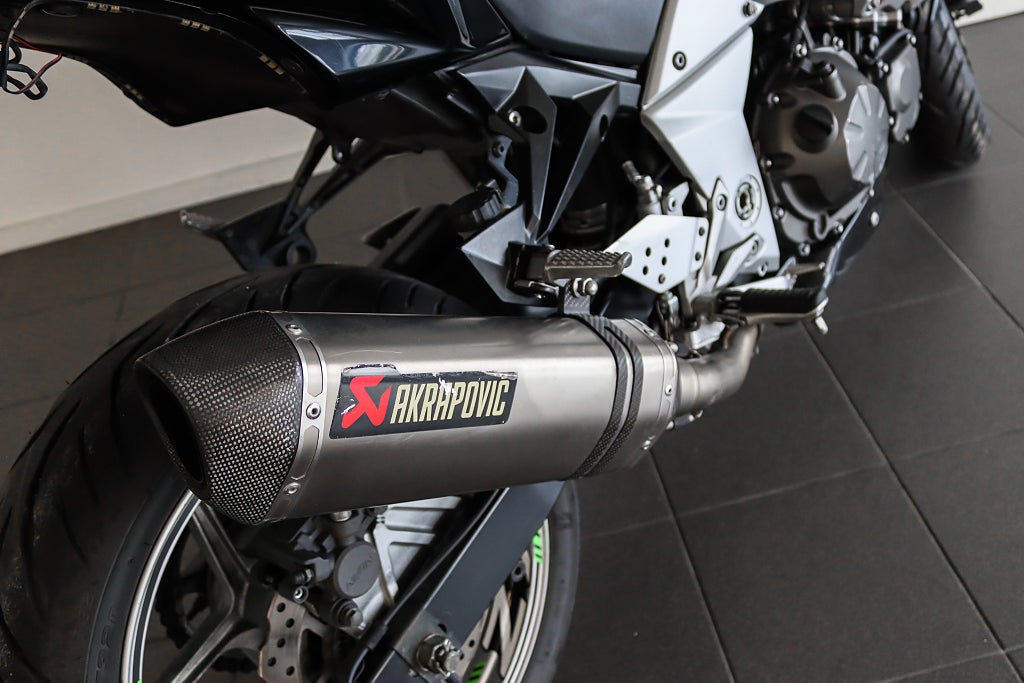Kawasaki Z750 0.75 Akrapovic