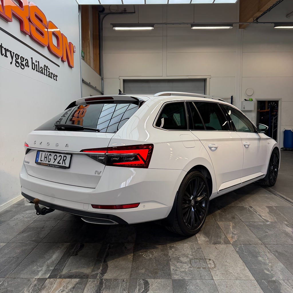Skoda Superb iV Kombi 1.4 TSI L&K Carplay Backkamera Värmare Drag