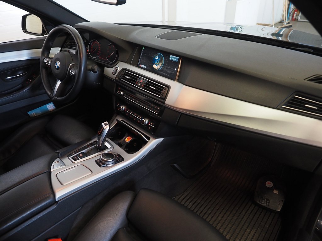 BMW 530 d 258hk xDrive Touring  M Spor D-värm|HUD,|H/K|Drag| 2015