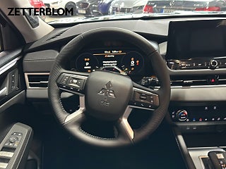 Kombi Mitsubishi Outlander 12 av 23