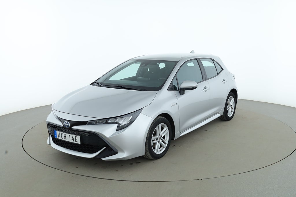 Toyota Corolla Active / Backkamera, Rattvärme