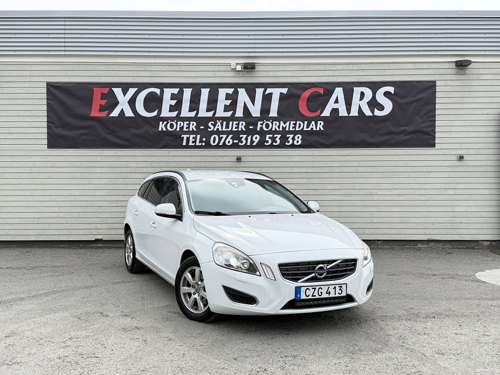 Volvo V60 D2 Powershift Momentum Automat 