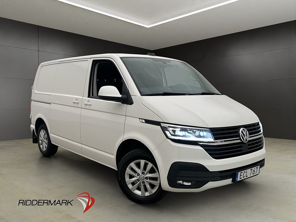 Volkswagen Transporter 4M Värmare Drag B-Kamera CARPLAY Moms