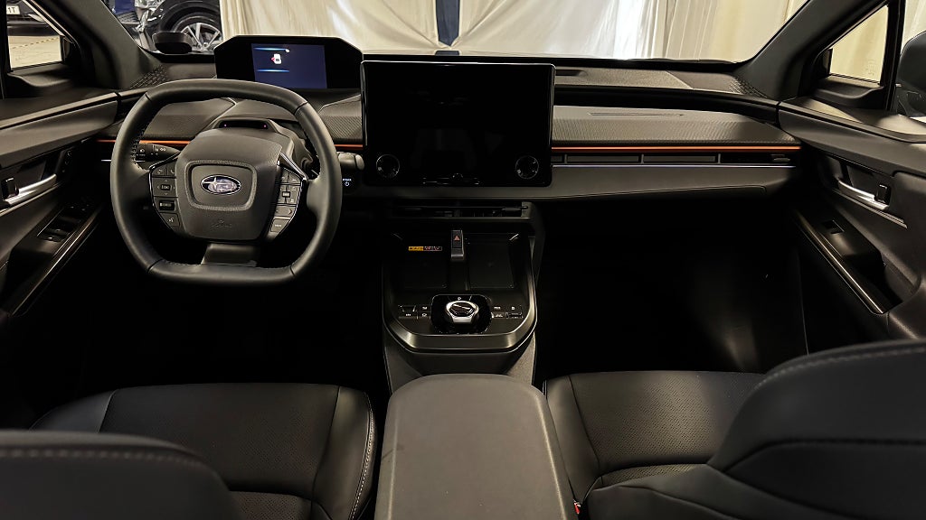 Subaru Uncharted Touring 77 kWh AWD 20" Harman/Kardon Navi 360 Kamera bild 14