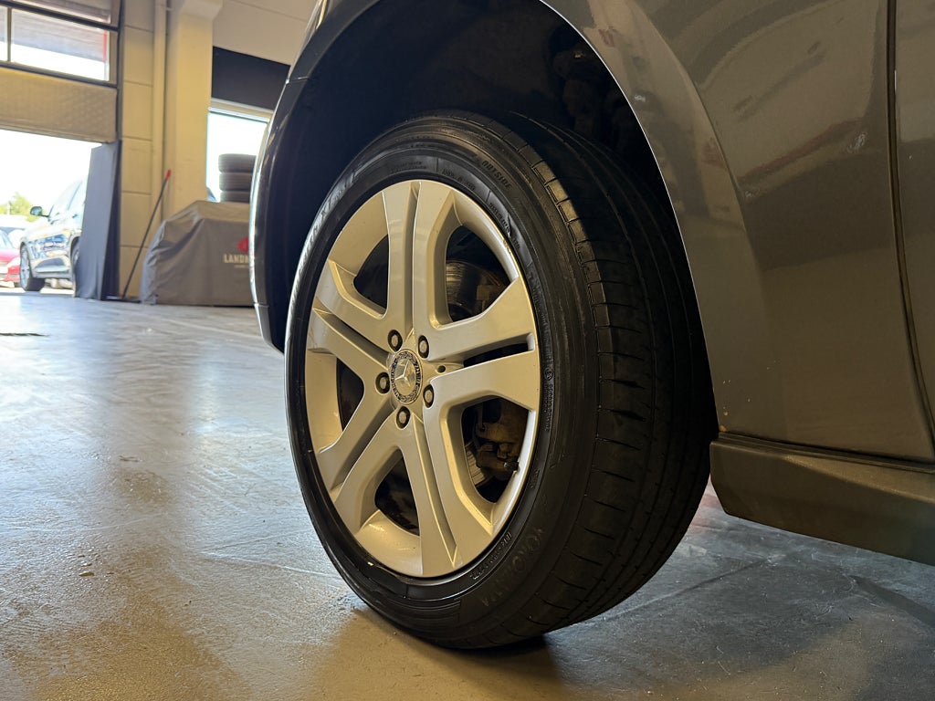 Mercedes-Benz ML 2010 - miniatyr 10