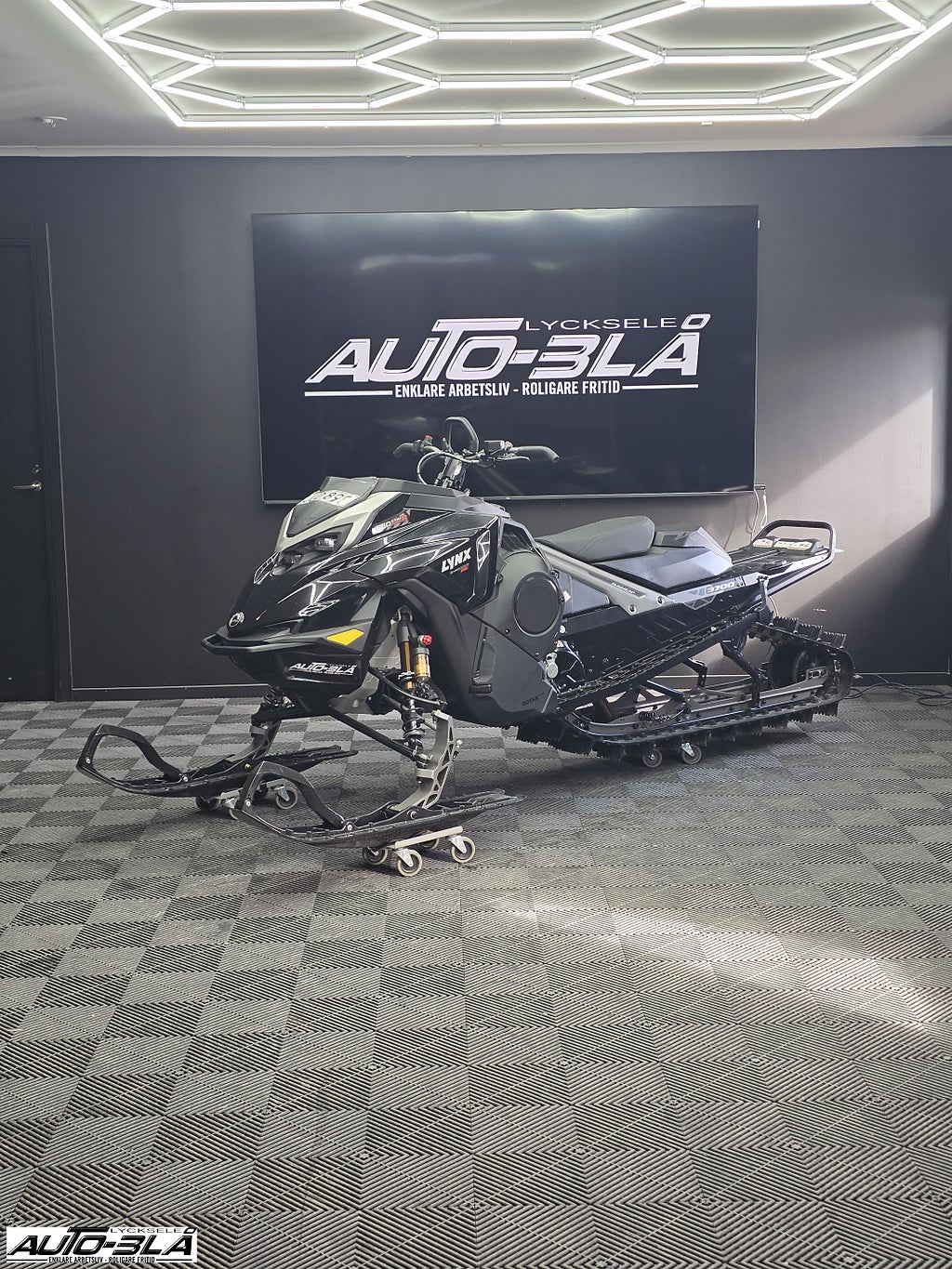 Lynx SHREDDER RE 850 E-TEC Turbo 146"