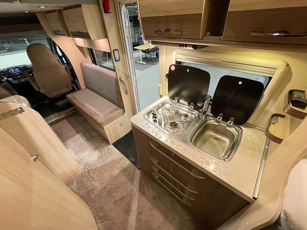 Hobby Siesta T70 HGE / AC bodel / Solcell / Taksäng / Automat - Hobby