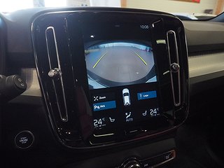 SUV Volvo XC40 18 av 22