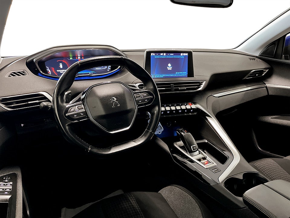 Bild på Peugeot 3008 Active 1.2 PT 130hk Aut DRAG P-SENSORER BAK